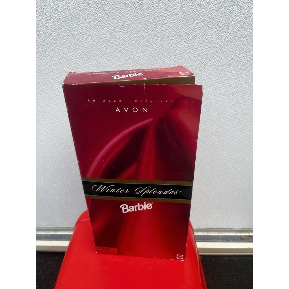 Vintage 1998 AVON Exclusive "WINTER SPLENDOR" BARBIE Special Edition, NIB!‎